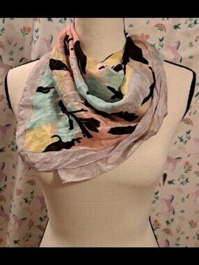 EUC Vintage 80s Honey Silk Pastel Graphic Retro Boho Neutral Casual Scarf Wrap